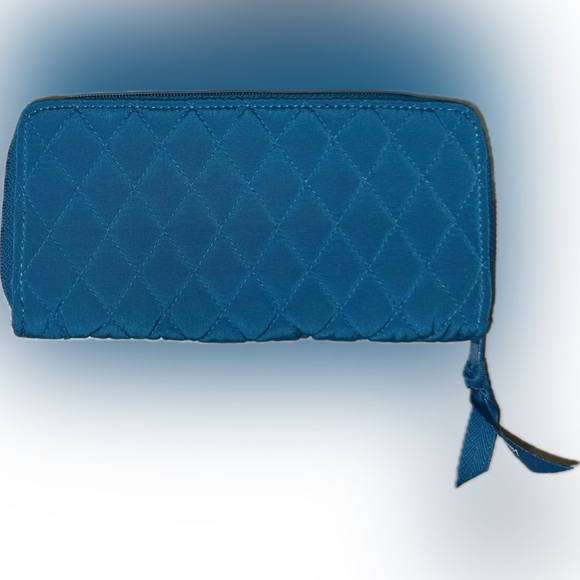 Vera Bradley Blue Quilted Wallet - Picture 3 of 4